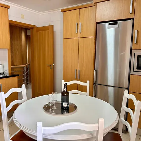 Apart. T2- Perola Do Marques - Апартаменты Сан-Мартинью-ду-Порту