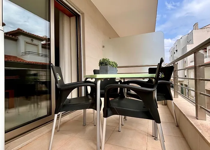 Apart. T2- Perola Do Marques - *